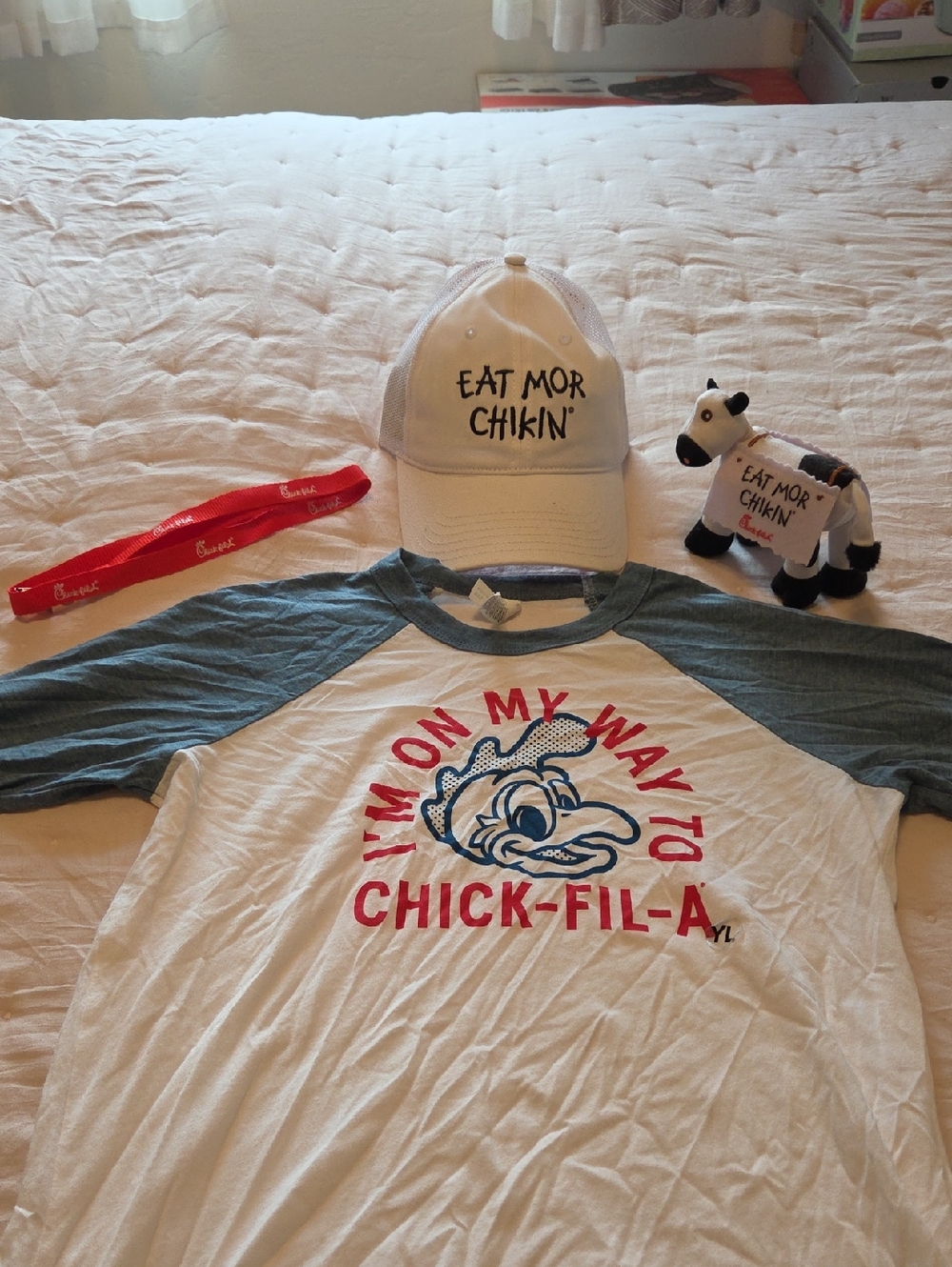 Chick-fil-A Kids Short Sleeve Raglan Tee in White & Blue Bundle